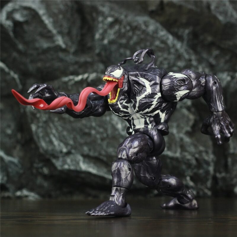 Figurine Venom 20cm 7